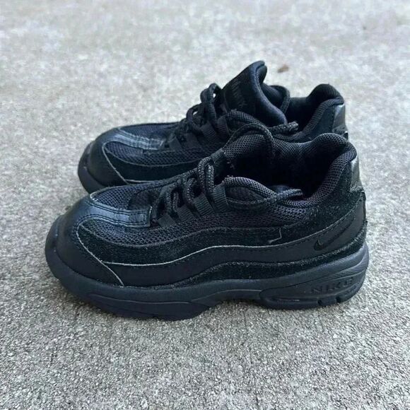 Nike Air Max 95 Low Triple Black Kids Size 9C - Picture 5 of 12